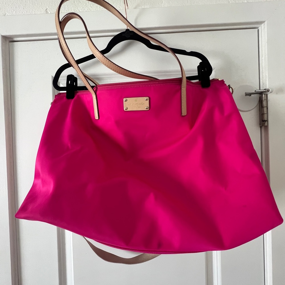 Kate spade crossbody hot pink duffle bag